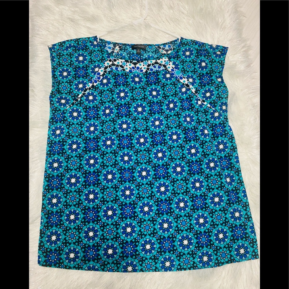 The Limited half sleeve box top